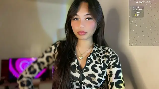  petitegirlx69  online show from 01-09-26, 05:48