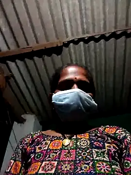 Snapshot of Hot-honi chatting on 09-09-25, 02:38 Hot-honi online show from 09-09-25, 02:38