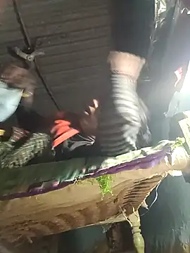 Snapshot of Hot-honi chatting on 11-08-25, 11:58 Hot-honi online show from 11-08-25, 11:58