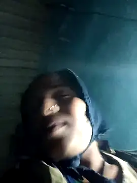 Snapshot of Hot-honi chatting on 11-14-25, 03:00 Hot-honi online show from 11-14-25, 03:00