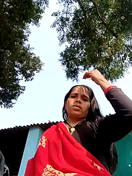 Snapshot of Hot-honi chatting on 11-23-25, 05:40 Hot-honi online show from 11-23-25, 05:40