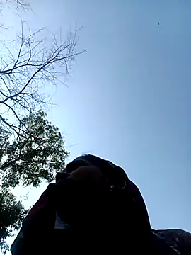 Snapshot of Hot-honi chatting on 12-18-25, 07:36 Hot-honi online show from 12-18-25, 07:36