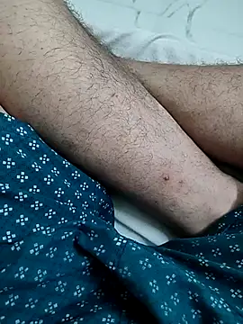 Snapshot of Ravi272 chatting on 09-14-25, 03:55 Ravi272 online show from 09-14-25, 03:55