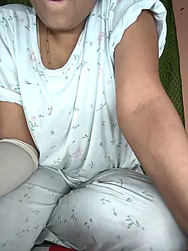 Snapshot of Hott_Archana chatting on 11-30-25, 05:17 Hott Archana online show from 11-30-25, 05:17