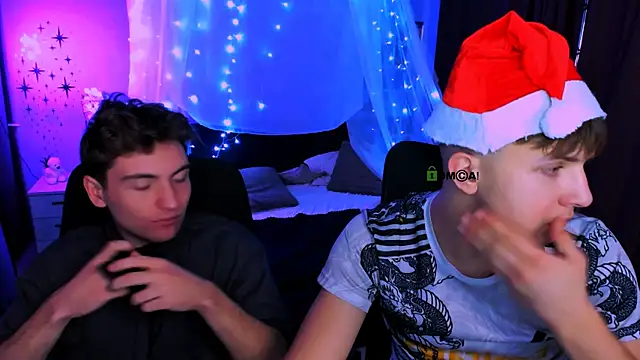 Snapshot of travis_wolf_ chatting on 12-14-25, 08:13 travis wolf online show from 12-14-25, 08:13