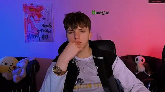 Snapshot of travis_wolf_ chatting on 01-07-26, 08:00 travis wolf online show from 01-07-26, 08:00