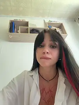 Snapshot of VendiMur chatting on 07-01-26, 12:56 VendiMur online show from 07-01-26, 12:56