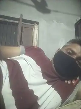 Snapshot of Manjit009 chatting on 10-20-25, 06:30 Manjit009 online show from 10-20-25, 06:30