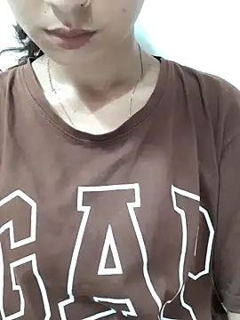 Snapshot of siya_rani67 chatting on 10-07-25, 07:38 siya rani67 online show from 10-07-25, 07:38