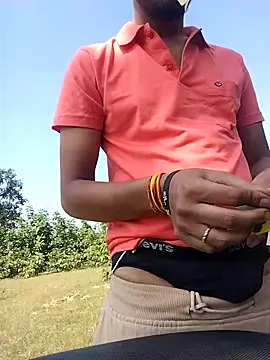 Snapshot of 7incpink chatting on 10-22-25, 07:19 7incpink online show from 10-22-25, 07:19