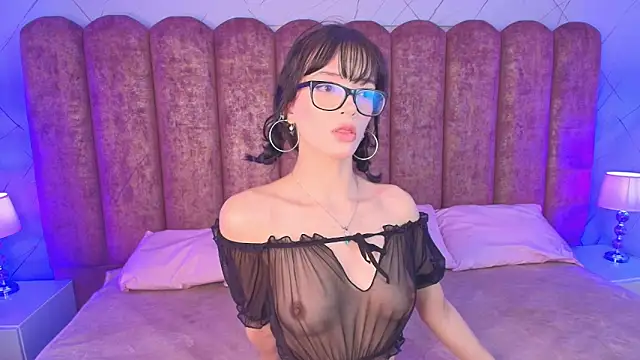 Snapshot of Sweet_1Angel chatting on 05-03-26, 03:34 Sweet 1Angel online show from 05-03-26, 03:34