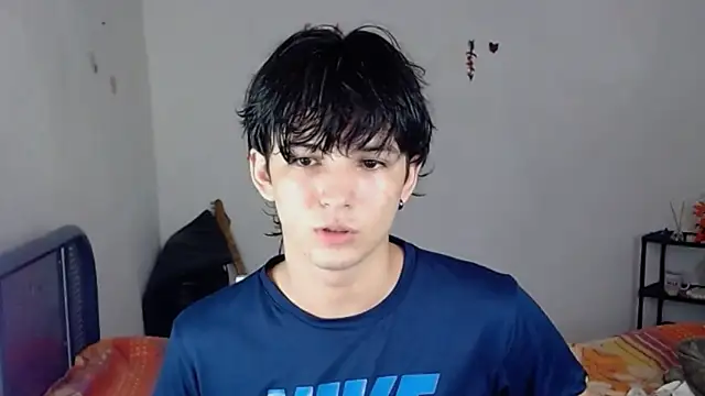 Snapshot of big_lunatic chatting on 09-21-25, 02:46 big lunatic online show from 09-21-25, 02:46