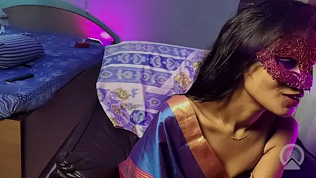 royeoy22 online show from 10-01-25, 12:44