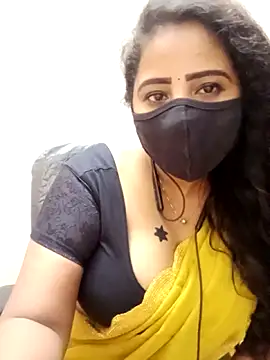 Snapshot of tamil_Vennila chatting on 12-15-25, 07:18 tamil Vennila online show from 12-15-25, 07:18