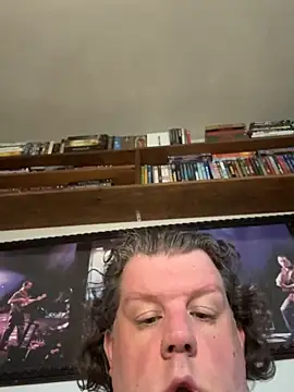 Snapshot of Stephanie1984 chatting on 05-12-26, 04:37 Stephanie1984 online show from 05-12-26, 04:37