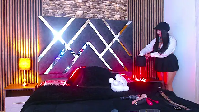 Snapshot of aurora_hs chatting on 09-19-25, 03:19 aurora hs online show from 09-19-25, 03:19