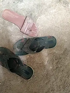 Snapshot of sexy__girls98 chatting on 05-23-26, 06:40 sexy girls98 online show from 05-23-26, 06:40
