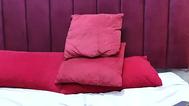 JeyJVazquez  online show from 09-11-25, 01:44