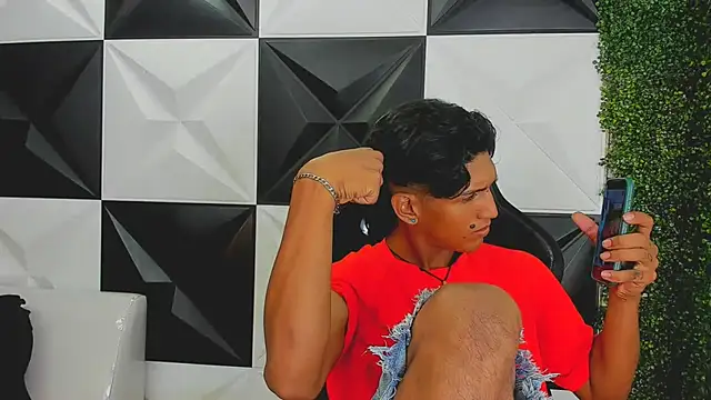 bull cam online show from 09-11-25, 06:41