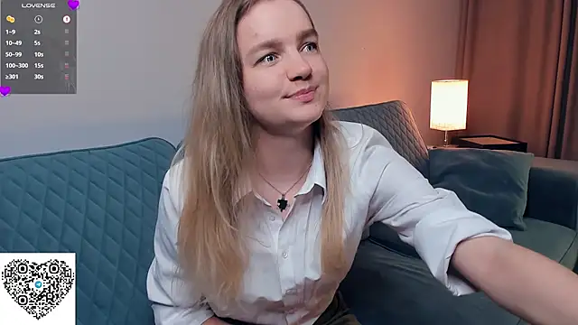 Snapshot of KerenFurguson chatting on 10-12-25, 06:51 KerenFurguson online show from 10-12-25, 06:51