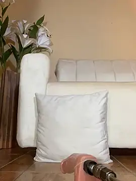 Snapshot of RedVelvet_Dream chatting on 01-07-26, 04:04 RedVelvet Dream online show from 01-07-26, 04:04