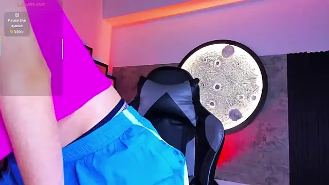 Snapshot of Deivid_oficial20 chatting on 10-31-25, 07:48 Deivid oficial20 online show from 10-31-25, 07:48