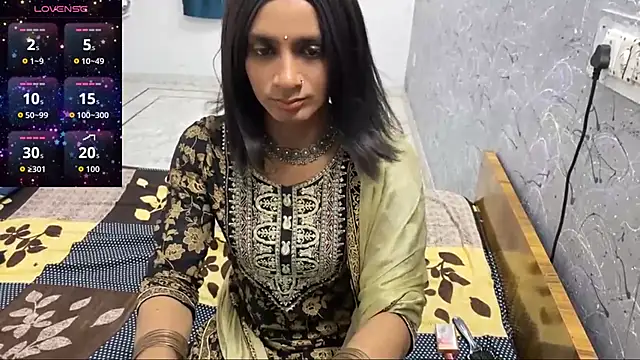 LuvLayla online show from 06-22-26, 11:02