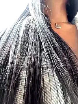 Snapshot of MarianaSandoval27 chatting on 11-21-25, 05:33 MarianaSandoval27 online show from 11-21-25, 05:33