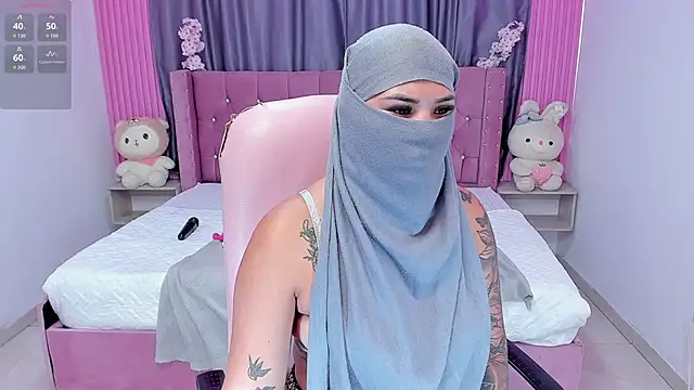 Nayla-Mouna online show from 09-23-25, 05:27