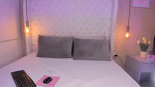 annie clarkson online show from 10-06-25, 06:38