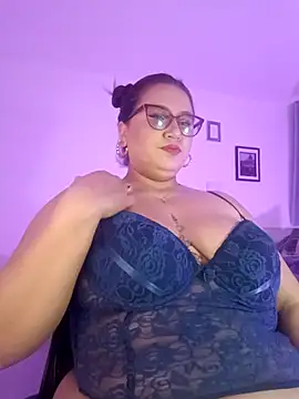 Vesper Vixen online show from 01-16-26, 03:49