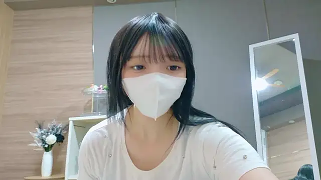 Snapshot of Riria-riri chatting on 09-10-25, 09:09 Riria-riri online show from 09-10-25, 09:09