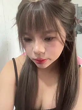 SarahBeii online show from 04-04-26, 03:16