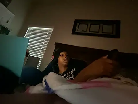 Snapshot of Brooke012 chatting on 02-25-26, 10:08 Brooke012 online show from 02-25-26, 10:08