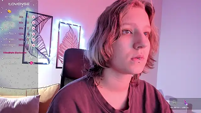 Hailey Foxy online show from 11-03-25, 08:37