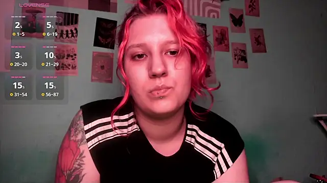 Snapshot of Hailey_Foxy chatting on 06-30-26, 03:46 Hailey Foxy online show from 06-30-26, 03:46