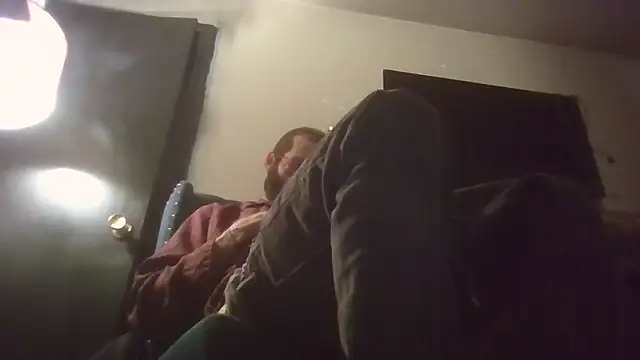 hungspundick1 online show from 11-18-25, 11:59