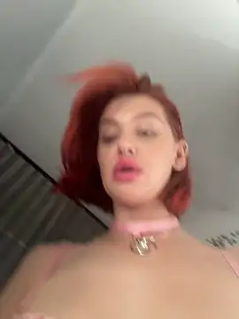 Snapshot of LittleFox___ chatting on 06-25-26, 05:56 LittleFox online show from 06-25-26, 05:56