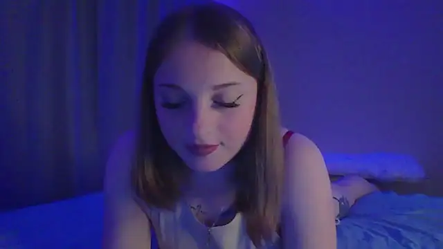 Snapshot of Star_Girlish chatting on 10-06-25, 03:20 Star Girlish online show from 10-06-25, 03:20