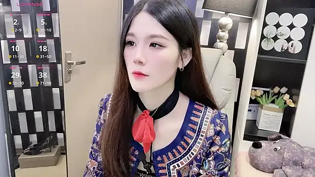 Yueyue-MM online show from 11-26-25, 01:39