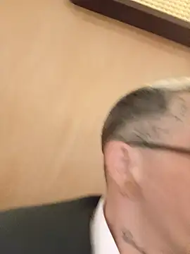 dinho carioca online show from 02-16-26, 12:40