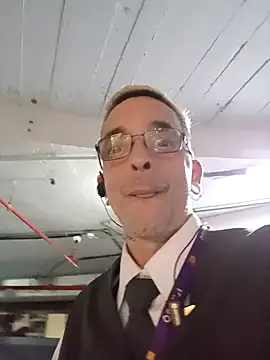 dinho carioca online show from 04-14-26, 11:11