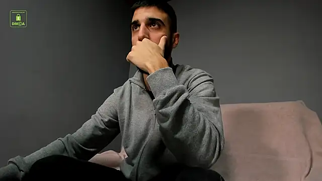 Zeyn Edwards online show from 10-21-25, 05:08