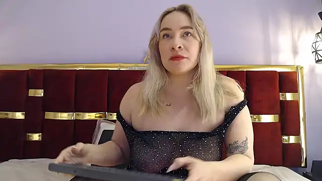 Snapshot of _afrodita23 chatting on 11-24-25, 11:04 afrodita23 online show from 11-24-25, 11:04