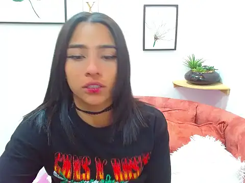 Aliciacute   online show from 09-08-25, 07:57