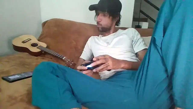 Alejandro92 cali online show from 06-25-26, 10:47