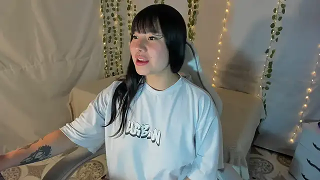 Zulema R1 online show from 11-03-25, 03:08