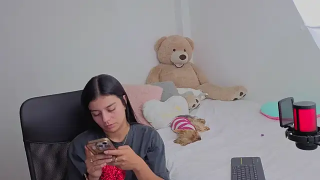 valerihouse online show from 03-01-26, 01:51