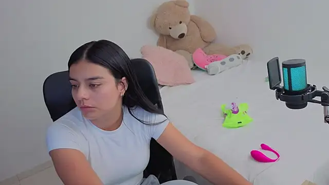 valerihouse online show from 03-25-26, 12:38