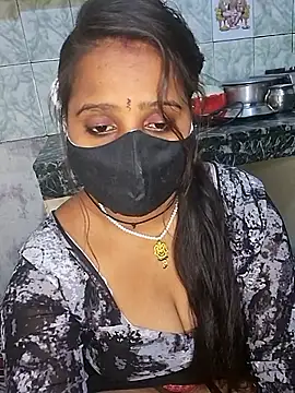 Snapshot of Minu_love chatting on 02-01-26, 06:39 Minu love online show from 02-01-26, 06:39